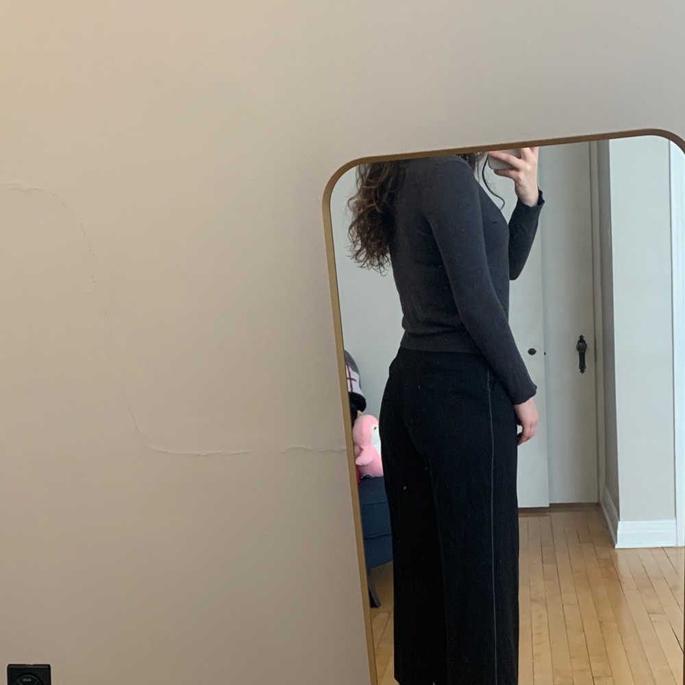 Gray Cardigan - Picture 4 of 4